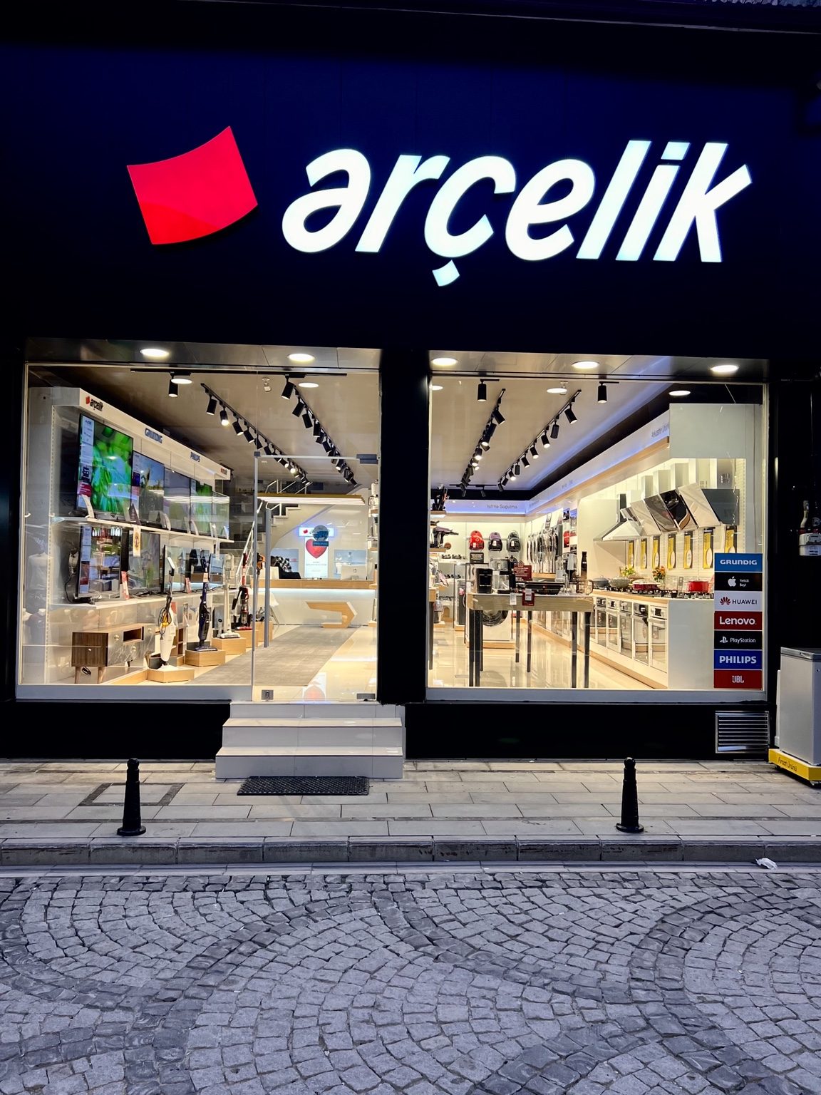 Bayburt Develioğlu Arçelik mağaza dış cephe